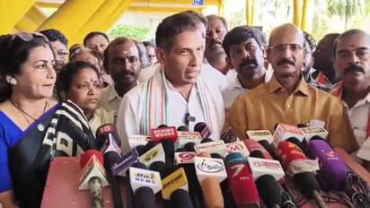 Praveen Chakrabarthy- To meet Vijay