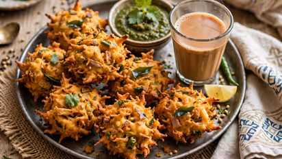crispy rava pakoda recipe