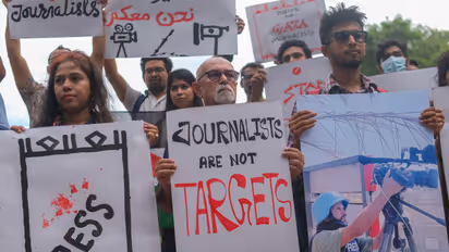 Journalists protest in Dhaka, Bangladesh