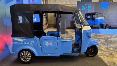 Yodha ePod, Yodha ePod, Yodha electric vehicle, Yodha ePod electric auto, electric three wheeler India, electric auto rickshaw, electric 3 wheeler, 227 km range electric vehicle, EV news India, electric vehicle Malayalam, commercial EV India, last mile mobility, electric passenger vehicle, Superior Auto, Yodha EV, യോദ്ധ ഇപോഡ്, യോദ്ധ ഇലക്ട്രിക് ഓട്ടോ, ഇലക്ട്രിക് ത്രീ വീലർ, ഇലക്ട്രിക് ഓട്ടോറിക്ഷ, 227 കിലോമീറ്റർ റേഞ്ച്, ഇലക്ട്രിക് വാഹനങ്ങൾ, ഇലക്ട്രിക് വാഹന വാർത്തകൾ, മലയാളം ഓട്ടോമൊബൈൽ ന്യൂസ്, ഇലക്ട്രിക് ഓട്ടോ ഇന്ത്യ, ഇവി ന്യൂസ് മലയാളം, ദക്ഷിണേന്ത്യ ഇലക്ട്രിക് വാഹന വിപണി