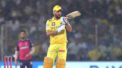 IPL 2025 CSK Captain Dhoni Achieves Historic T20 Milestone