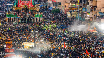 over 100 injured in crowd crush during jagannath rath yatra in puri