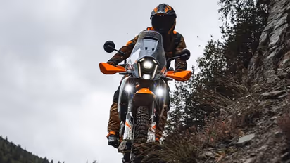 2025 KTM 250 Adventure