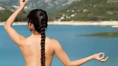 where women do not wear clothes for 5 days in a year