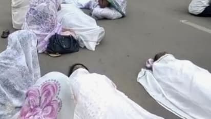 jashpurnews shocking crime stories 4 people of same family committed mass suicide in Chhattisgarh