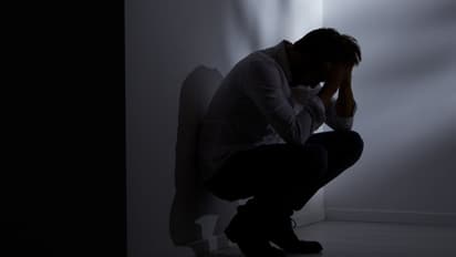 sangli news 22 year old youth committed suicide by hanging in Maharashtra