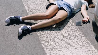 19 year old girl 7th floor building falls to death