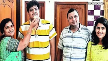 Parth Khandelwal All India Rank 10 in Jaipur