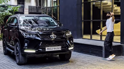Ranveer Singh Toyota Fortuner Legender