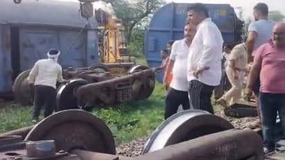 alwar rail accident goods train derailment