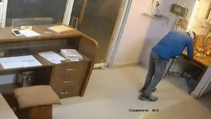 MP Rajgarh petrol pump theft