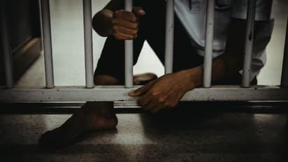 Attempt to murder a woman