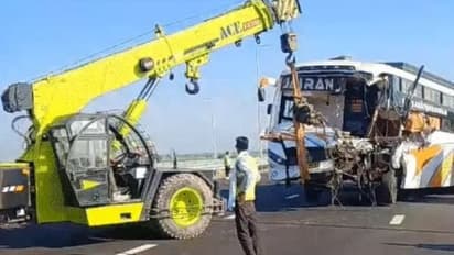 Accident on Delhi Mumbai Expressway