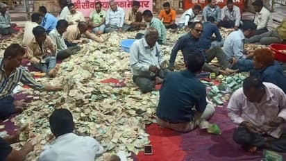 donation box of Saawariya Seth temple