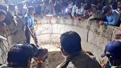 Madhya Pradesh well accident