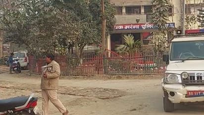 पुलिस द्वारा पकड़ी गई दोनों ट्रकों में 126 मवेशियों को बेरहमी से चारों पैर बांधकर लादकर बंगाल ले जाया जा रहा था