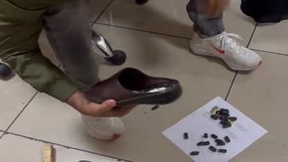 Mumbai news foreign nationals Smuggling Gold in undergarments footwear seized by customs at airport zrua