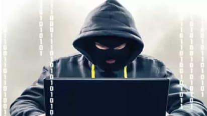 Ahmedabad news 70 percent complaints about online financial scams through upi payment in past year In Gujarat