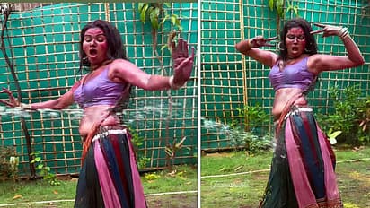 tara shukla holi video