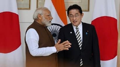 Narendra Modi with Fumio Kishida