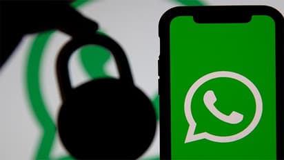 whatsapp chat lock
