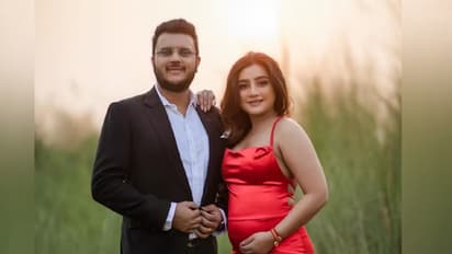 balika vadhu fame pregnant neha marda hospitalized