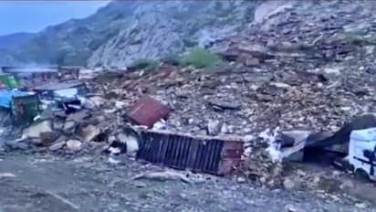 pakistan landslide