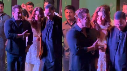 sangeeta bijlani gets cozy with salman khan