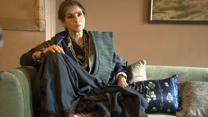 saas bahu aur flamingo review