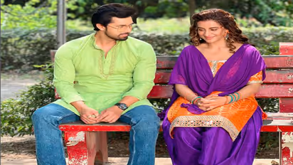 Akshara Singh and Vikrant Singh