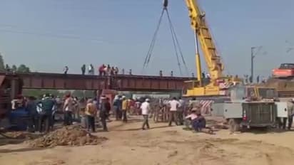old bridge on Moradabad Bareilly railway line was replaced with a new bridge in 12 hours