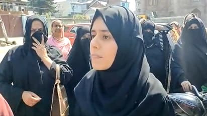 Srinagar Students protest