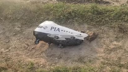 Pakistani aircraft shaped balloon