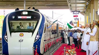 Lucknow-Gorakhpur Vande Bharat