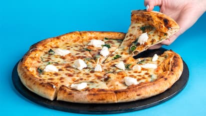 Pizza recipe with suji