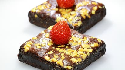 Eggless-chocolate-brownie-recipe-in-hindi