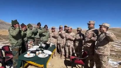 Chinese soldiers chanting Jai Shri Ram