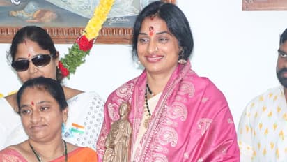 Kompella Madhavi Latha