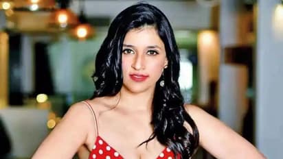 mannara chopra