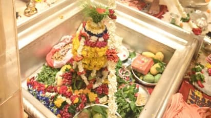 Kashi Vishwanath Temple Puja