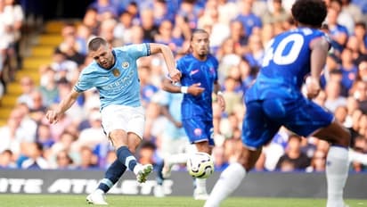 Manchester City beat Chelsea 