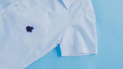 How-to-clean-pen-stains-on-white-shirt