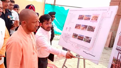 prayagraj-mahakumbh-2025-CM-Yogi-Adityanath-review-preparations