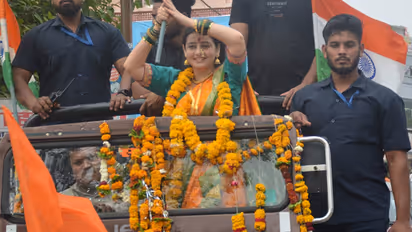 Chahat Pandey Actress