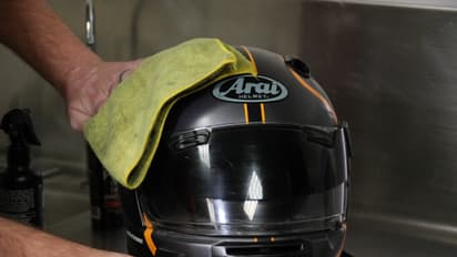 helmet cleaning Tips