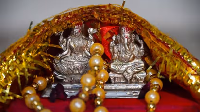 Vastu placement of silver idols