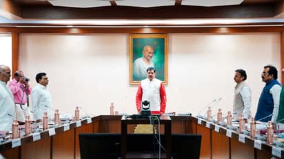 Council-of-Ministers-meeting-under-the-chairmanship-of-CM-Dr-Mohan-Yadav-started-with-singing-of-Vande-Mataram