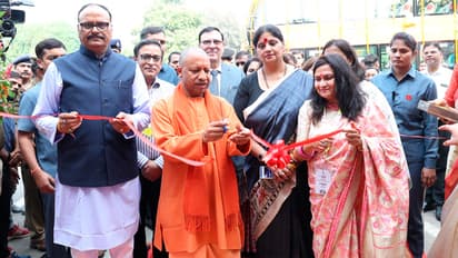 Yogi-Adityanath-inaugurates-Akanksha-Haat-2024