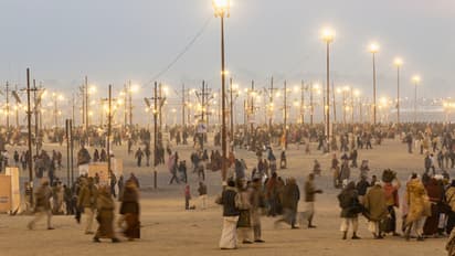 Prayagraj-Mahakumbh-2025-to-shine-with-over-40-thousand-rechargeable-lights