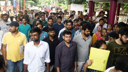 Academicians-and-experts-urge-students-to-understand-the-process